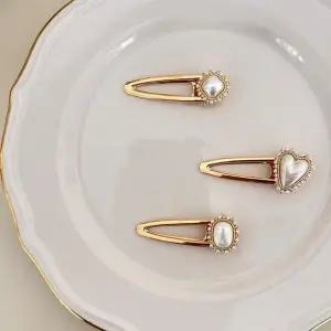 [하프클럽/셀러허브_여성트랜드패션]헤어핀 삼각 옆머리 핸드메이드 앞머