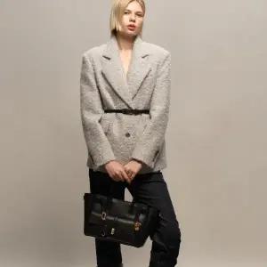 [메트로시티](센텀시티점)빅토리아 쇼퍼백 미듐 M253MO1611Z