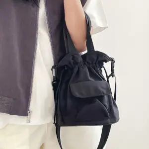 여성 버킷백 토트 크로스 조리 미니 가방 블랙 여성조리크로스백 여성버킷백 마띠에르