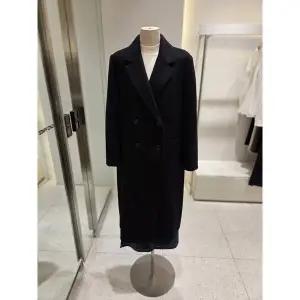 [SOUP](신세계 사우스시티) 헤링본 테일러드 더블 코트 ( SBBHC34A)