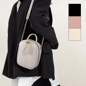 [하프클럽/]테슬 포인트 미니 스퀘어 체인 디테일 여성 크로스백