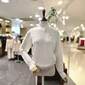 [대구백화점] [멜로디가든]자카드 반목니트티(M26S2K109)