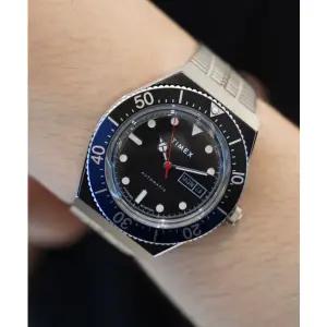 [타이맥스]QTIMEX 베트맨 레트로 디자인 남성메탈시계 오토메틱시계