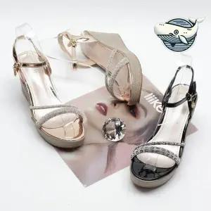 [하프클럽/]여름 키높이 웨지샌들 세련된 컴포트 데일리