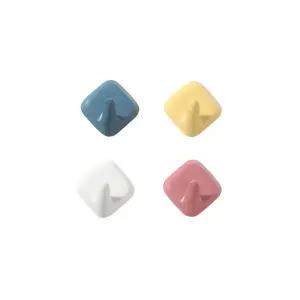 (4P) 벽 부착식 행거 후크/주방/거리/접착/걸이/다용도/무타공/고정/수납/벽부착/강력/소품/화장실/타일