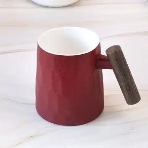 귀여운 우드손잡이 와인 머그컵 답례품 집들이선물