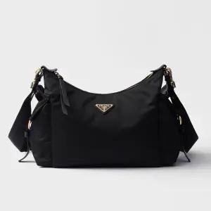 프라다 익스플로어 라지 리나일론 핸드백 1BC264 RDLN F0002