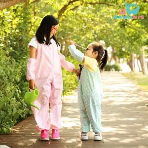 나와니스_ 멜빵형 유아 방수 놀이복 + 토시 3종세트