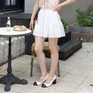 여자 러블리 캉캉 셔링 안감 스트랩 안감 미니 스커트