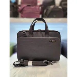 [아메리칸투어리스터] 세이브존01 RUBIO 루비오 portfolio R 경량소형서류가방 숄 (S37564490)