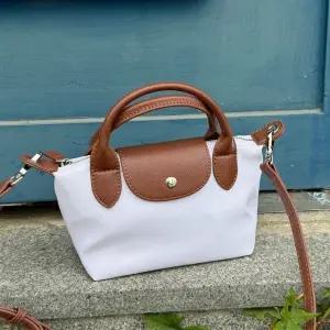 미니 토트크로스2 (WFJ65X7)