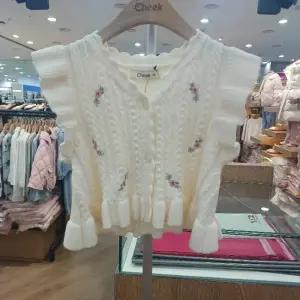 치크 sh06 플라워자수 브이넥 조끼  CKVK2611G