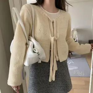 가디건 카디건 봄 가을 시크 빈티지 홀로우 아웃 나비 매듭 긴 니트 스웨터 스타일 스트레이트 컷 출퇴근