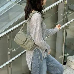 여성 캐주얼 셔링 스트랩 크로스 외부포켓 가방 셔링스트랩 외부포켓 데일리백