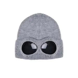 스키장 야외 라이딩시 착용하는 고글 일체형 비니