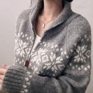 패션스타일 눈꽃 데일리 투웨이 코디 지퍼 겨울 니트 패턴 가디건