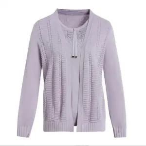 중년 여성 니트 가디건 티셔츠 세트 따뜻한 겨울 패션