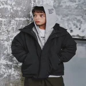 [대구백화점] [블루테일]블랙 후드 리버시블 화섬 점퍼12(AZH1JP01BK)