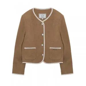 [에이루브] 라인 울 트위드 자켓 (AAQKJK105P)