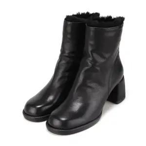 [BABARA](강남점)양가죽 리얼 래빗퍼 여성앵클부츠 6cm BBI883BK