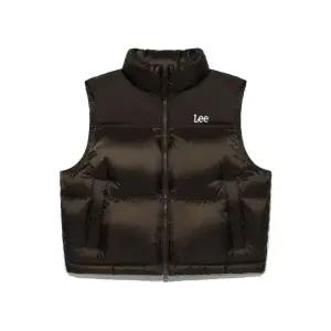 매장정품 리 LEE 우먼 릿지 크롭 다운 베스트 브라운 LE2503VT60BR 531399