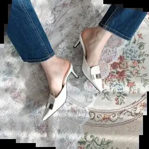 여자구두 국내제작 에나멜 뾰족코 사각 미들굽 하이힐 슬리퍼Y