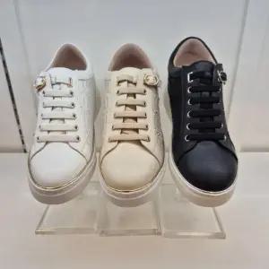 [엘칸토]엘칸토 HC11 소가죽 여성 스니커즈 T7K9U6P13W (45900973)