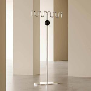 거실 스탠드 옷걸이 행거 목재 스튜디오 현관 몽키 옷걸이행거 틈새 헹거 심플 디자인