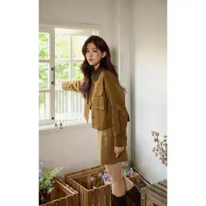 [올리브데올리브](신세계 사우스시티)[인플루언서 착장]플랩 포켓 카라 배색 점퍼 OW4AM818