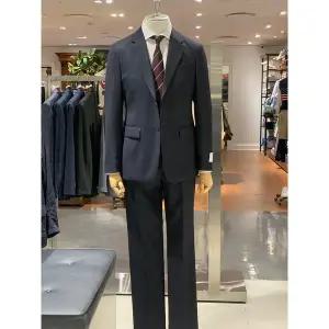 [킨록바이킨록앤더슨](광주신세계)킨록 24년 FW 데님라이크 멜란지 네이비 슬림 수트 FIS51