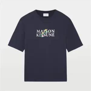 메종키츠네 플라워 로고 남녀공용 티셔츠 LM00115KJ0119 P480