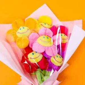 특별한 스마일 인형 꽃다발 2size (시들지않는 이벤트 여자친구 기념일 졸업식 축하 귀여운 꽃 선물)