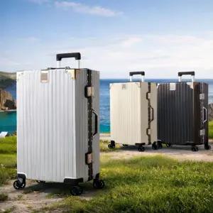 캐리어 24인치 28인치 폴리카보네이트 초경량 여행용 알루미늄 대형 수화물