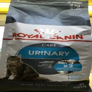 유니너리 로얄캐닌 케어 고양이 2kg 캣 사료 반려묘