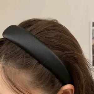 폭신 머리띠 헤어밴드 액세서리 아이템 데일리 체크 여자