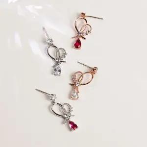 [폭스타일] [은침] 라임 하트 귀걸이