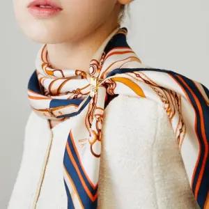 [국내백화점] 닥스 스카프 프리미엄소품 데일리포인트 트렌디패션 여성패션소품 넥웨어 머플러 실크소재