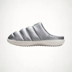 우먼스 나이키 버로우 SE - 002 FZ7939 1607722