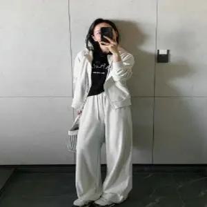 앤즈니 소프트 후드 집업 트레이닝 세트 (one color)