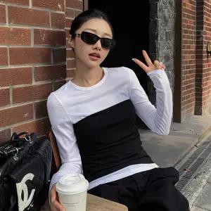 [국내자체제작] 아바라 배색 티셔츠