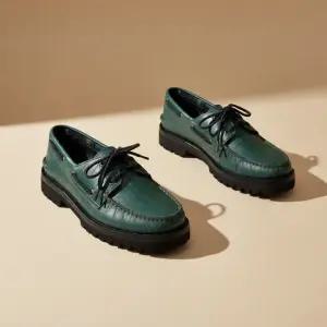 MALBON X SPERRY 악어 엠보가죽 보트슈즈 GREEN MAN)