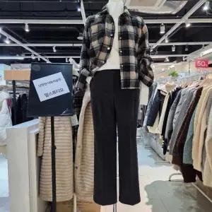 밀스튜디오 DP02 약기모뒷밴딩부츠컷 정장바지 LRCSLV113 (43934567)