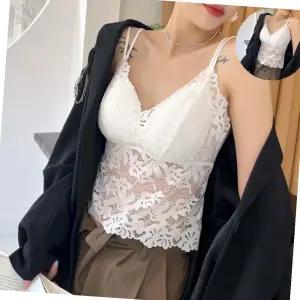 레이스 끈나시 캡내장형 민소매 레이어드 이너 브라탑