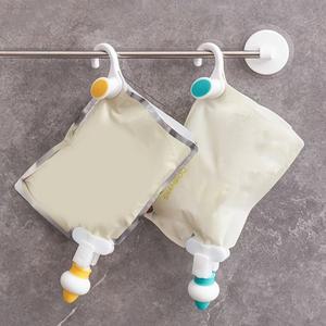 실리콘 백형 액체 제어 압착기 역방향 누출 방지 샴푸 디스펜싱 파우치 노동 절약 편안한 그립