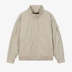 남성 루즈핏 나일론 하이 점퍼 자켓 B232JP300P