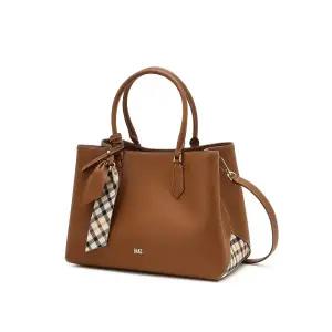 [롯데백화점]닥스 액세서리 브라운 로고장식 소가죽 토트백 DCBA6E142