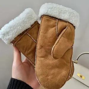 뽀글이 퍼 무스탕 스타일 장갑 두꺼운 벙어리장갑