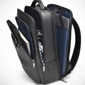 다수의 포켓으로 수납이 편리한 버클 사이드 손잡이 백팩 여행 출장 학생 비지니스 가방