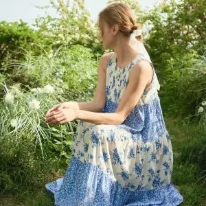 [라페어](김해점)피앙세 블루 랑데뷰 핀턱 셔링 롱원피스 LWLBAOP0282-BU