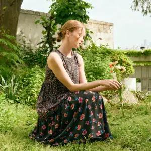 [라페어](김해점)아마빌레 블랙핑크 핀턱 원피스 LWLEAOP0316-BK